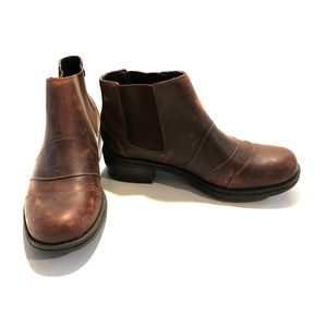 EASTLAND Roadster Brown Ankle Boot Booties 6M